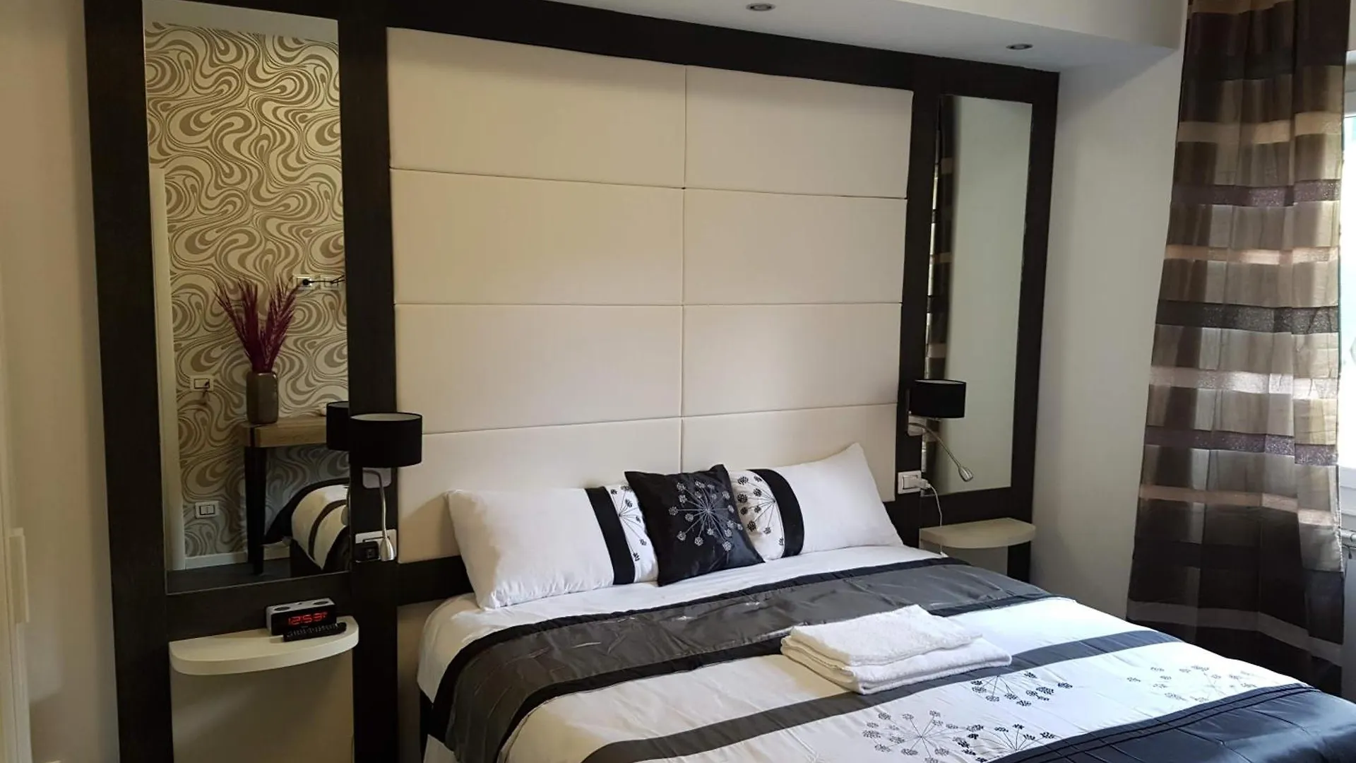 Gasthof Voyage Deluxe Master Room La Spezia
